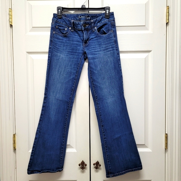 American Eagle Outfitters Denim - American Eagle Ladies Favorite Boyfriend Jeans, Size 6 Regular